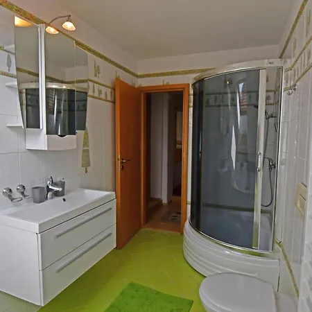 Vip Apartman Bešeňová